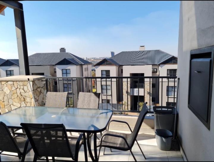 Polofields La Bonne Vie Apartment Midrand Exterior photo